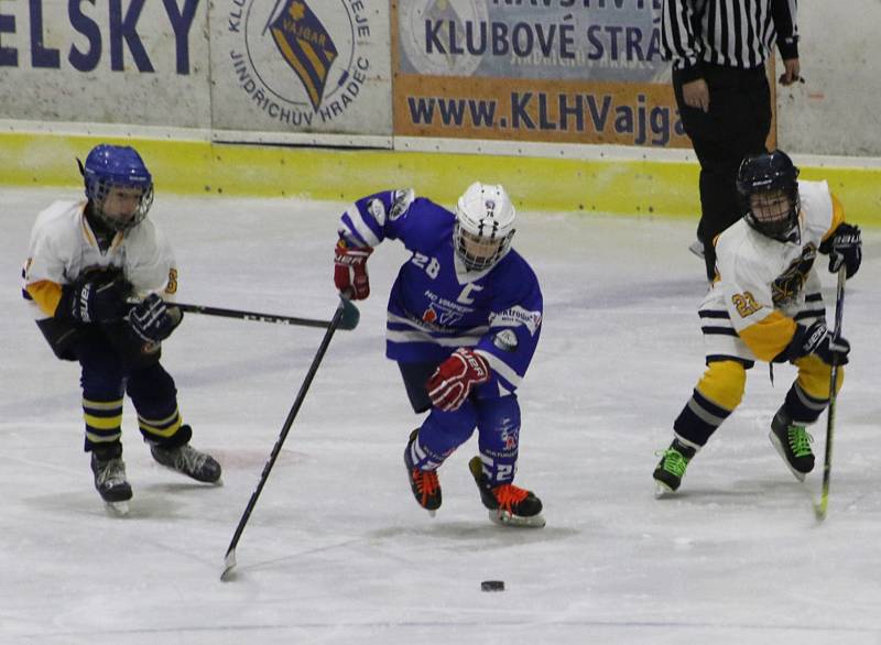 Mladší žáci HC Vimperk vyhráli v Jindřichově Hradci 8:1.