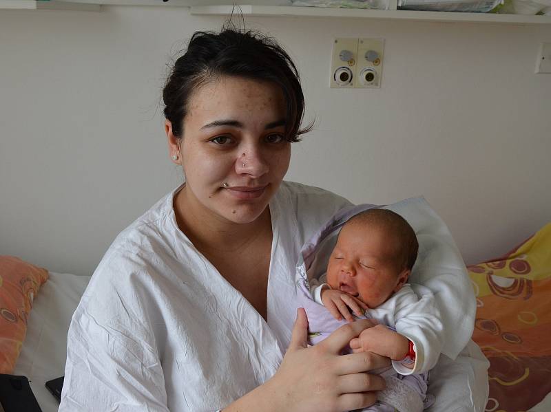 Prvorozená dcera Sabiny Havránové a Davida Juráška se narodila ve středu 7. března v 15.24 hodin v písecké porodnici. Dostala jméno Lilly Jurášková, vážila 3200 gramů a měřila 50 centimetrů. Holčička bude se svými rodiči žít ve Volarech.