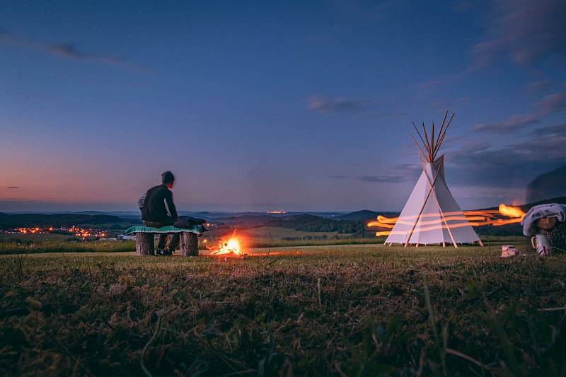 Teepee Na Vrchu u Drslavic na Prachaticku.