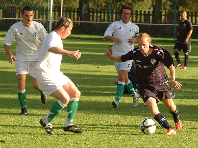 Fotbalisté Loděnice porazili v utkání I.A třídy na své půdě SK Rakovník 3:1.