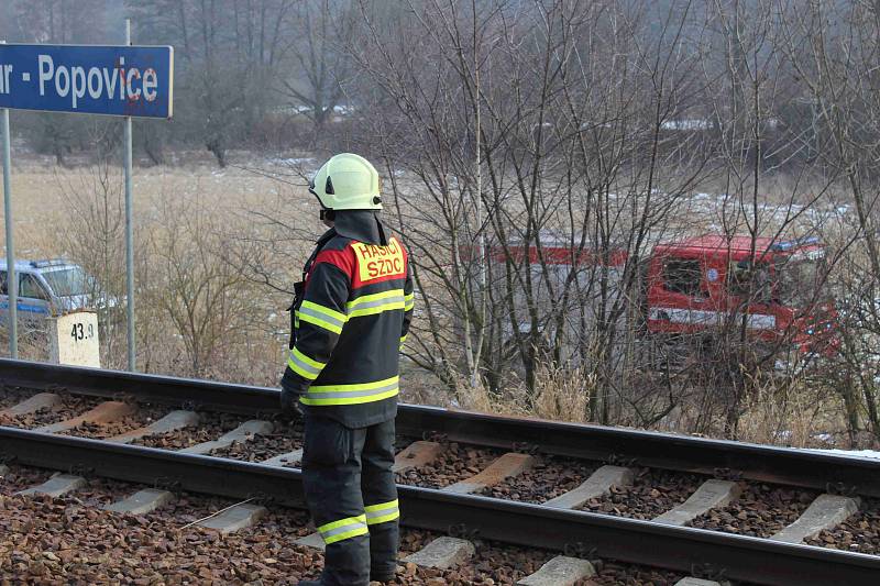 Tragická nehoda na železniční trati v Popovicích u Berouna