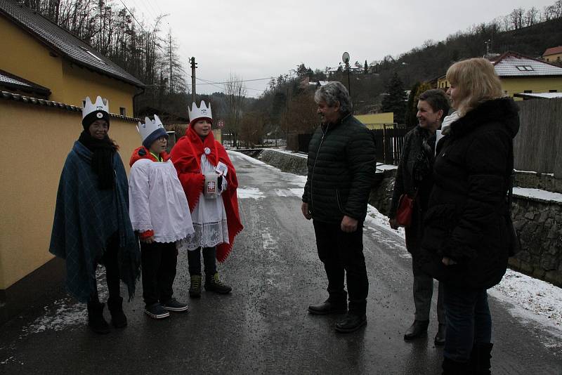 Tříkrálová sbírka v Nižboru.