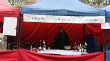 Královské vinobraní na Točníku má už své příznivce. V sobotu si ho nenechalo ujít přes 900 lidí.