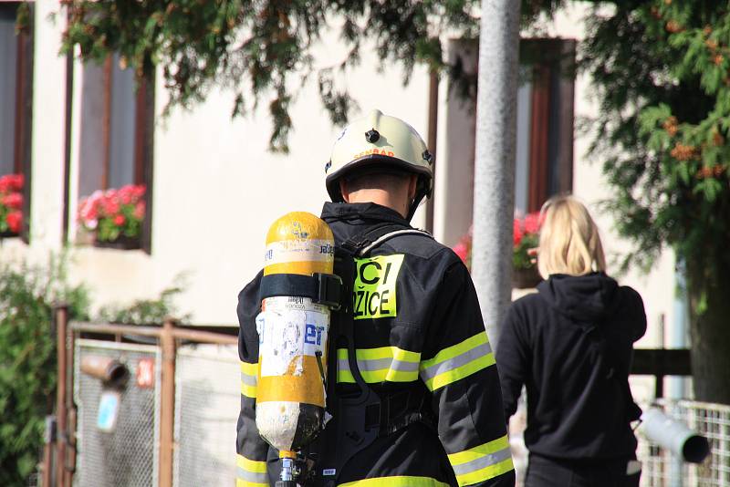 Z hasičské soutěže 'Toughest Firefighter Alive - Nejtvrdší hasič přežije' v Broumech.