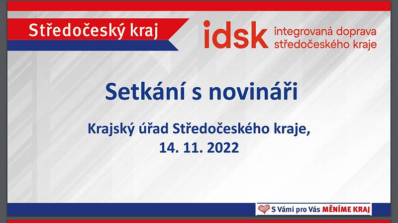 V pondělí se uskutečnilo setkání radního Středočeského kraje pro veřejnou dopravu Petra Boreckého (STAN) a vedení Integrované dopravy Středočeského kraje (IDSK) s novináři. Jedním z klíčových témat se stalo chystané zdražování jízdného.