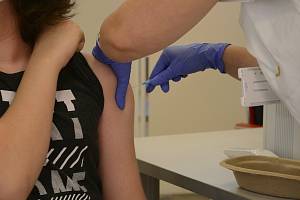Očkování proti koronaviru.