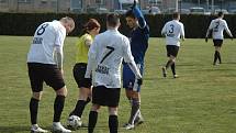 Fotbalový krajský přebor: FK Komárov - TJ Sokol Nespeky 2:0 (1:0).