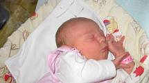 Dcera Nela se narodila 13. listopadu Petře a Davidovi Štípkovým z Tetína. Jejich holčička vážila 3380 gramů a měřila rovných 50 centimetrů. Doma má už sestru Sáru