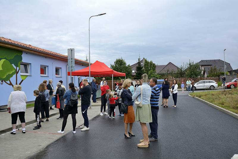 Otevření nové budovy mateřské školy Ledňáček Hýskov.