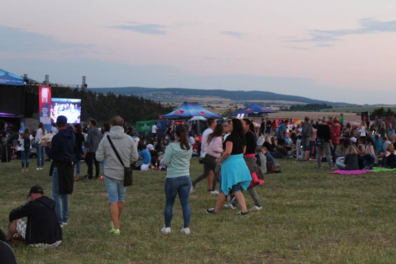 V pátek odstartoval oblíbený festival pod hradem Točníkem.