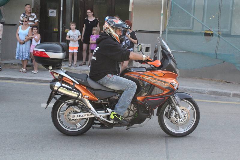 V Hořovicích se sešli motorkáři.