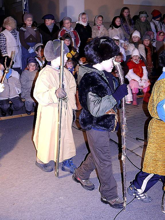 V Králově Dvoře děti zahájily advent