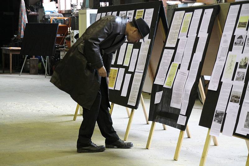 Army muzeum klub vojenské historie a techniky Zdice zahájilo sezonu.