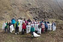 Mladí ochránci přírody Trilobit Beroun se již tradičně připojili k akci Ukliďme svět s názvem Čisté jaro.