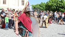 Na zámku v Nižboru zahájili novou sezonu oslavou keltského svátku Beltaine. Zajímavý program plný zábavy přilákal davy lidí.