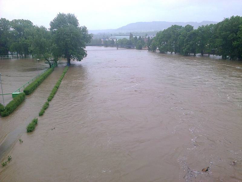 Rozvodněná Berounka - neděle 2. června.