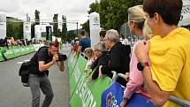 První ročník cyklistického závodu pro veřejnost L'Etape by tour de France.