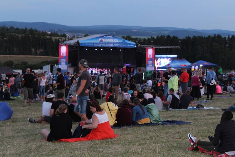 V pátek odstartoval oblíbený festival pod hradem Točníkem.