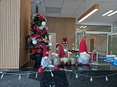 Vánoční výzdoba v berounské nemocnici.