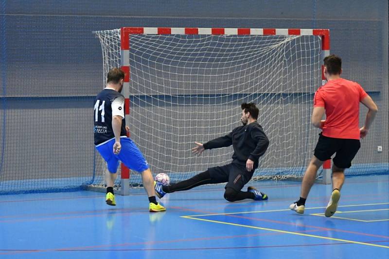 Futsalová novinářská trofej patří letos Novinkám.