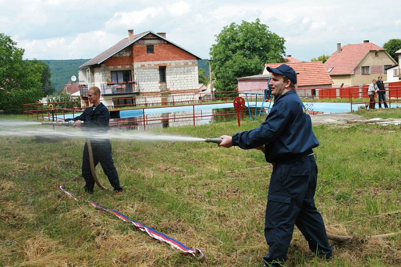 Oslavy 110. výročí drahlovických hasičů