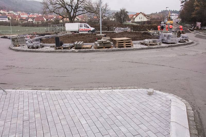 Práce na rekonstrukci Jungmannovy ulice v Králově Dvoře.