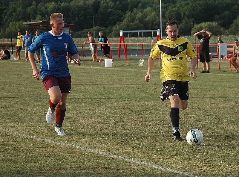 V Podluhách o postupu Březové rozhodovaly až penalty.