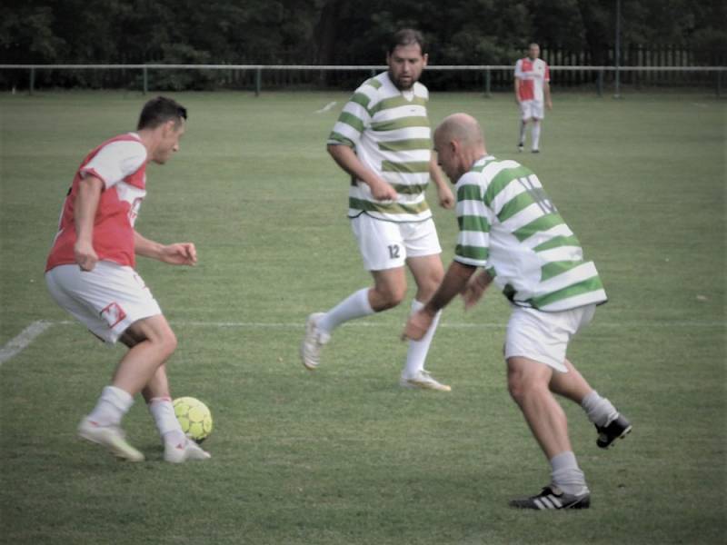 Na hřišti se představilo mnoho týmů včetně staré gardy Slavie.