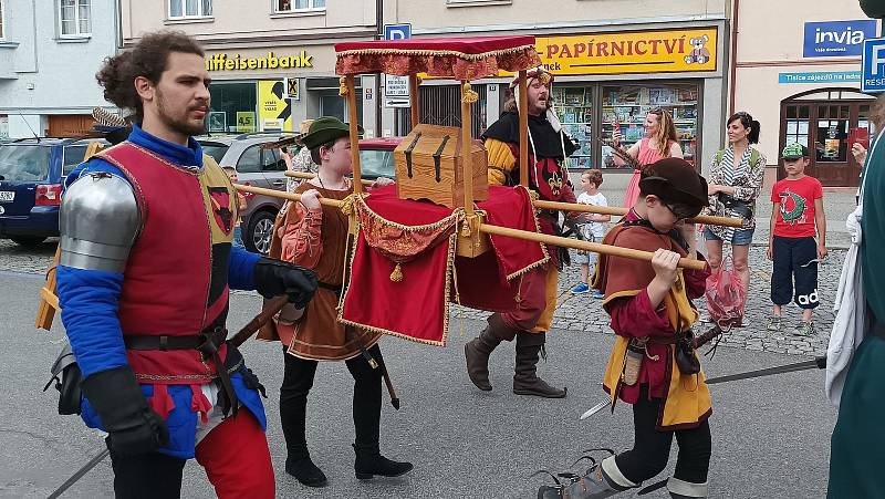 Průvod vévody Štěpána II. Bavorského dorazil do Berouna.