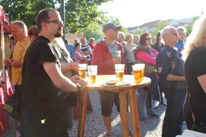 Berounské hradby propojily centrum města