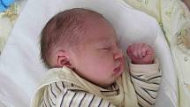 Sobota 20. března je šťastným dnem pro manžele Janu a Kamila Mosovy z Roudnice nad Labem. V ten den přišel na svět jejich prvorozený synek Kamil. Po porodu vážil chlapeček 3,36 kg a měřil 48 cm.