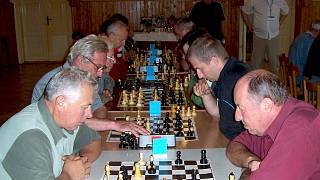 Hostomičtí pozvali na šachový turnaj hráče z celé republiky - Berounský  deník