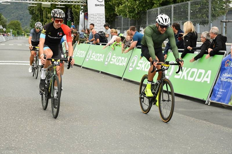 První ročník cyklistického závodu pro veřejnost L'Etape by tour de France.