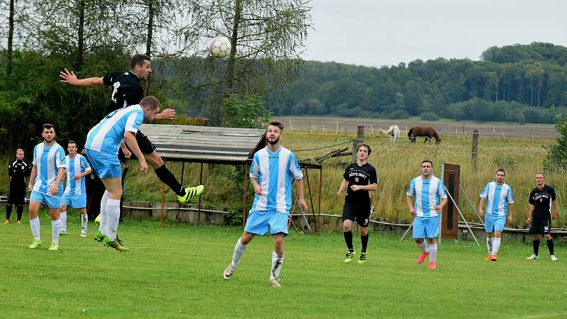 Broumští fotbalisté byli po duelu se Zdicemi moc spokojení.