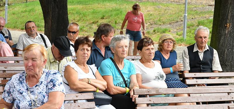 Tradiční, v pořadí již 45. festivalové setkání heligonkářů, proběhlo v sobotu 13. srpna v areálu Společenského domu Hořovice.