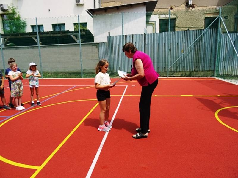 Hodnocení školního roku v družině Základní školy Beroun-Závodí.