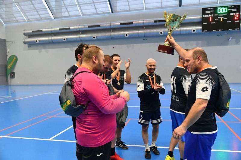 Futsalová novinářská trofej patří letos Novinkám.