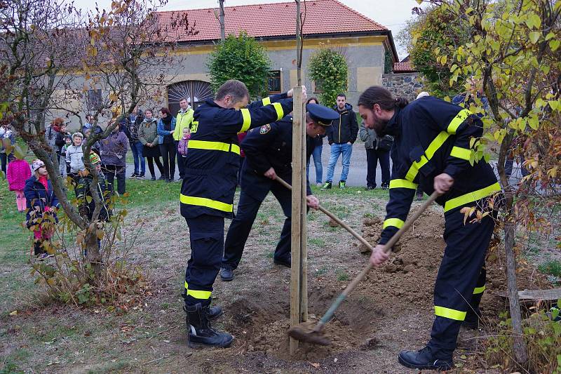 Z činnosti dobrovolných hasičů ve Bzové.