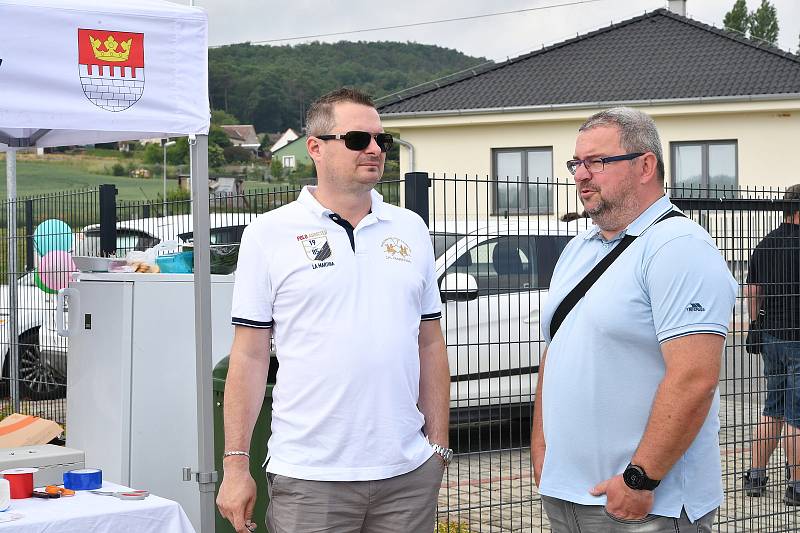 Nové multifunkční hřiště se otevřelo při příležitosti dětského sportovního dne