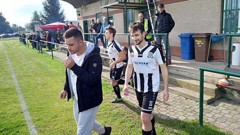 Ze zápasu fotbalové divize A Tochovice  - Hořovice 0:1.