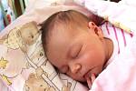 AMELIE Aurora Mendlová z Řevnic se narodila v Rokycanech 13. července v 19.04 hodin. Maminka Dominika a tatínek Daniel, který byl u porodu pomáhat, znali pohlaví miminka dopředu. Amelie Aurora vážila 3,50 kg a měřila 51 cm.  Foto: Deník/Jana Moulisová