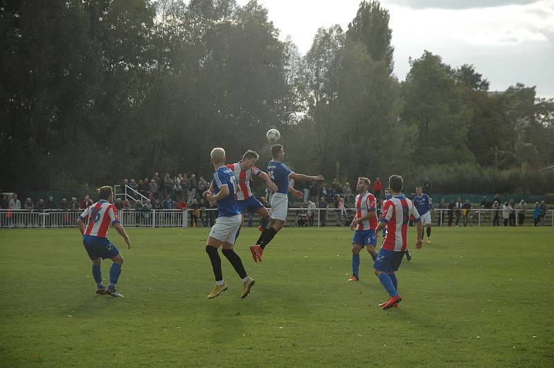 V Berouně se hrálo bojovné derby.