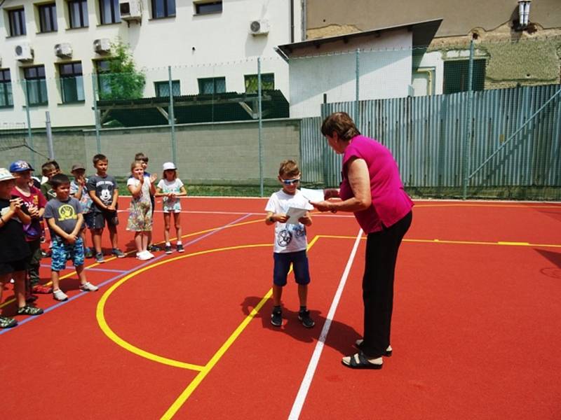 Hodnocení školního roku v družině Základní školy Beroun-Závodí.