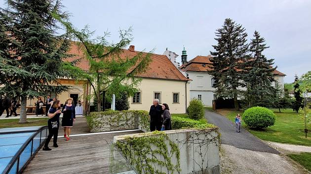 Ze sobotního koncertu České filharmonie hráčů  na lesní roh v Čechovně.