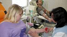 Berounští gymnazisté darovali krev
