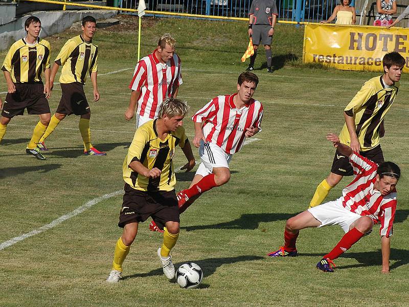 Fotbalisté Cerhovic porazili Vraný 2:1.