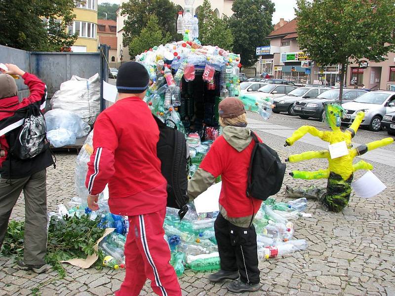 Školáci soutěžili v odpadové olympiádě