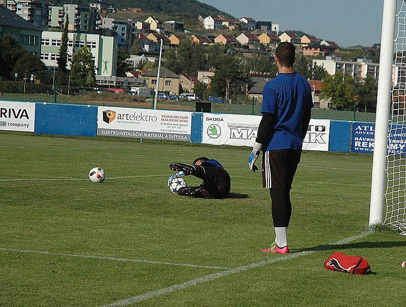 Písek zaskočil Králův Dvůr na jeho hřišti, Cábelicí doma padli 0:1.