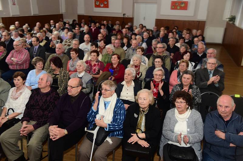 Další koncert, který se ve Zdicích uskutečnil na počest významného rodáka, přilákal zástupce všech generací.