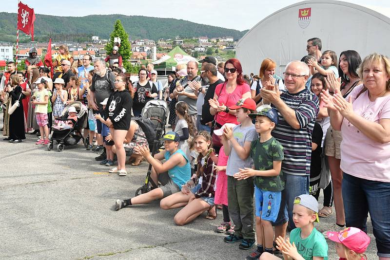 Královský průvod 'Poselstvo vévody Štěpána II. bavorského' spojený s historickým jarmarkem v Berouně.